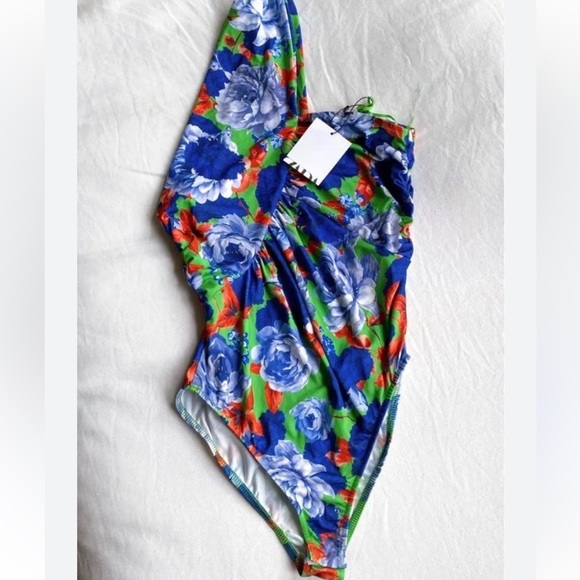 NWT ZARA Floral Asymmetrical One
Shoulder Bodysuit Size L - Picture 5 of 6